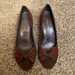 All leather brown heels